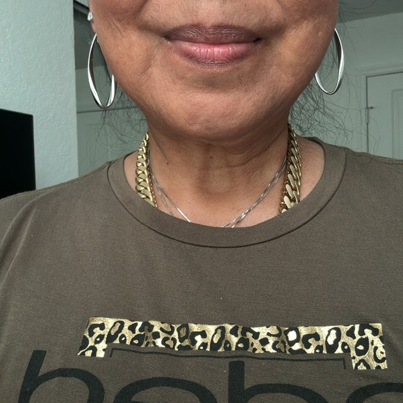 14kt white gold earrings beautiful for rugged wear - Picture 3 of 5